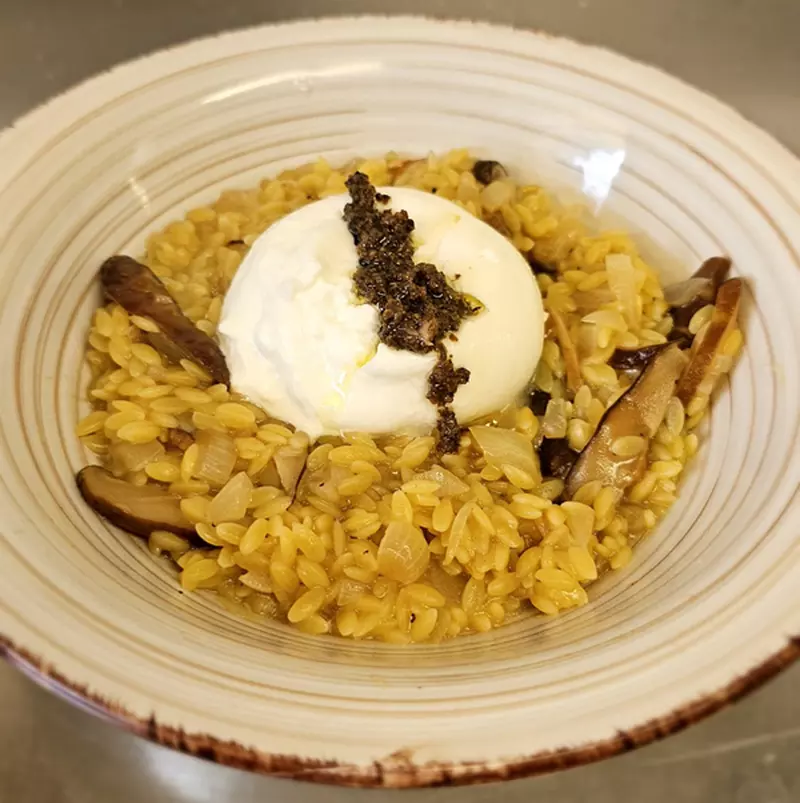 RISOTTO DE BURRATA, TRUFA Y SETAS